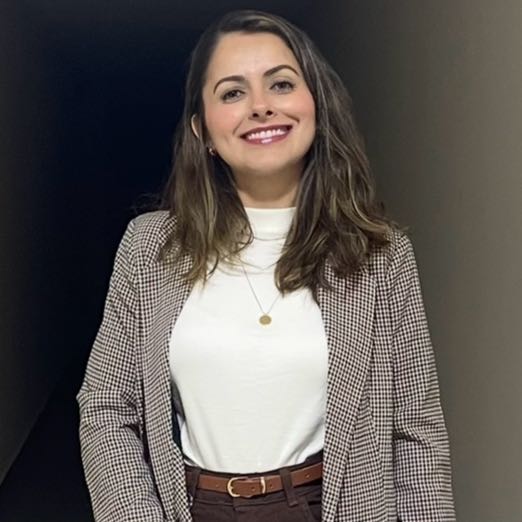 Dra. Carla Ferreira